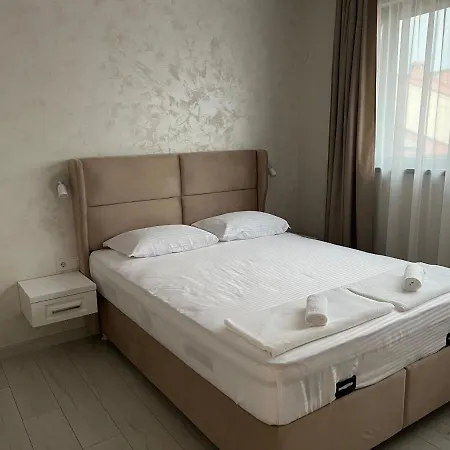 Deluxe Daris-free Parking Daire Kazanlŭk