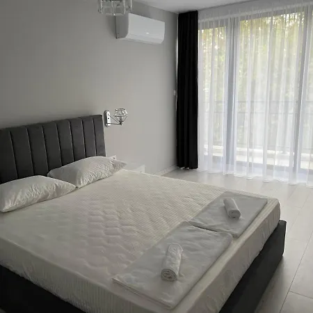 Apartamento Deluxe Daris-free Parking Kazanlŭk
