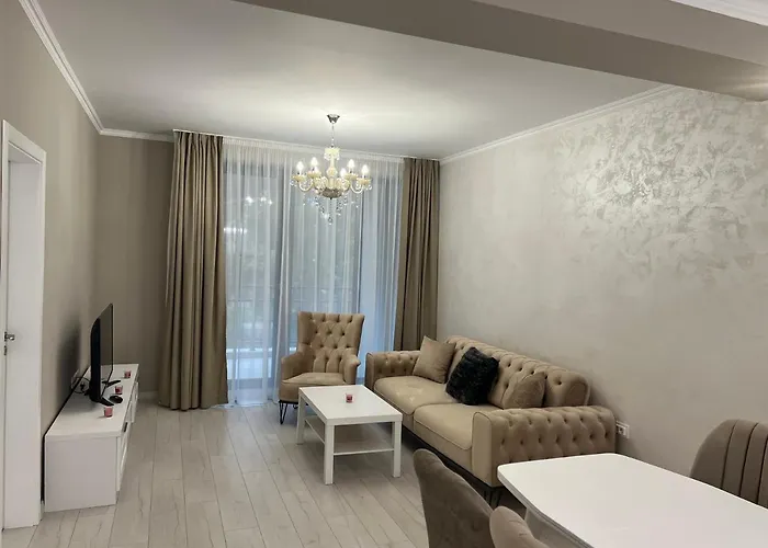 Deluxe Daris-free Parking アパート *